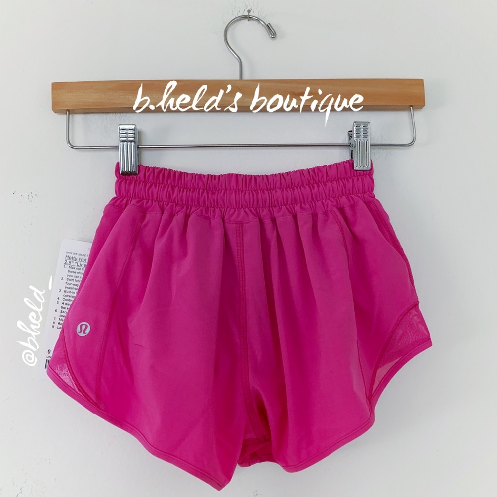 lululemon Hotty Hot Low-Rise Lined Short 2.5" in Sonic Pink Size 0 Brand New NWT - Picture 5 of 16